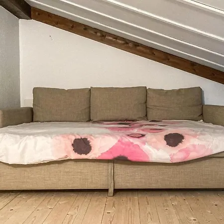 Gorgeous In * Bredene